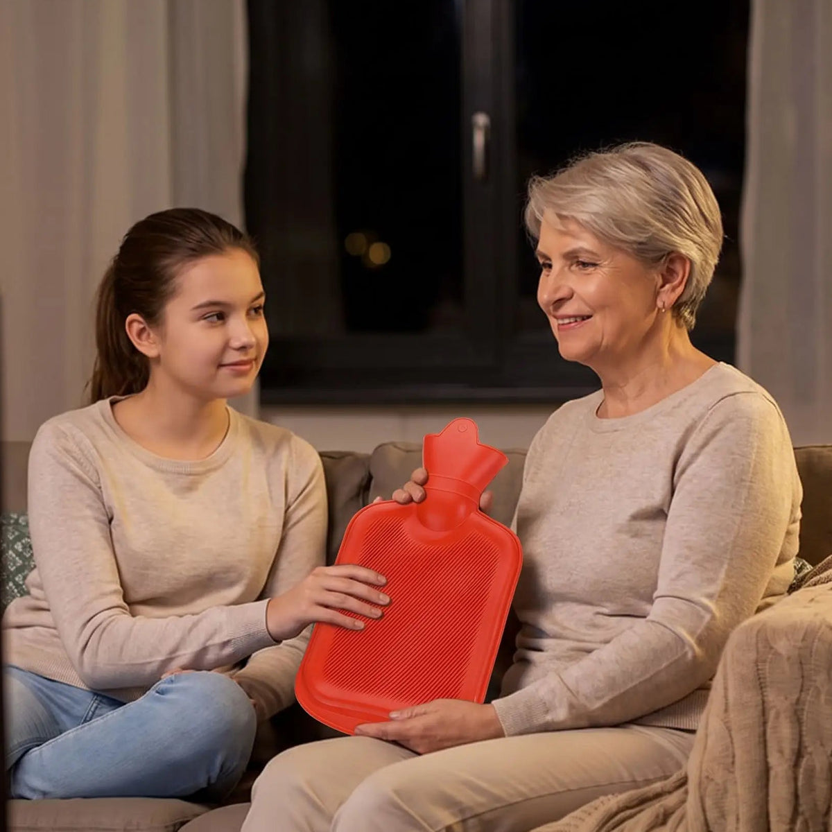 bouillotte eau chaude grand mere petite fille