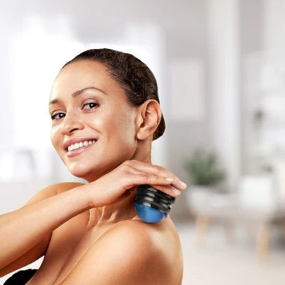 Boule de massage rouler sur epaule