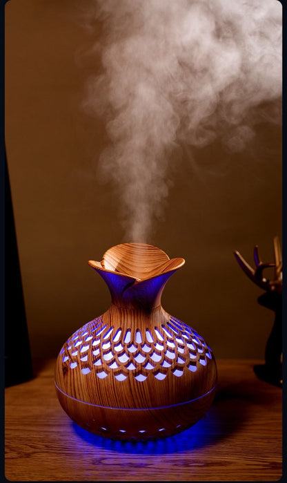 diffuseur huile essentielle forme vase lumiere LEd bleue