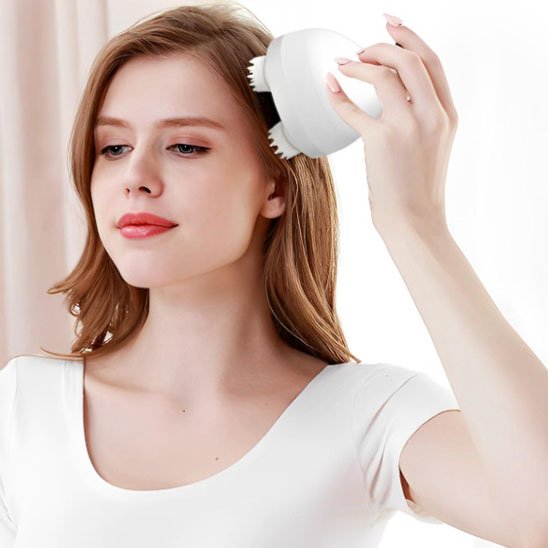 Masseur de tete femme cheveux