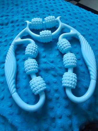 rouleau de massage circulaire bleu