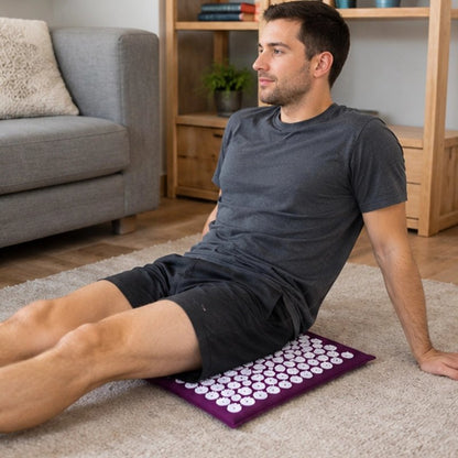 Tapis d'acupression au sol homme 